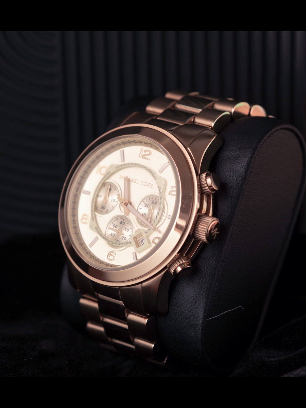 Michael Kors  Oversized Yellow Gold Men's Chronograph Watch Quartz Stainless